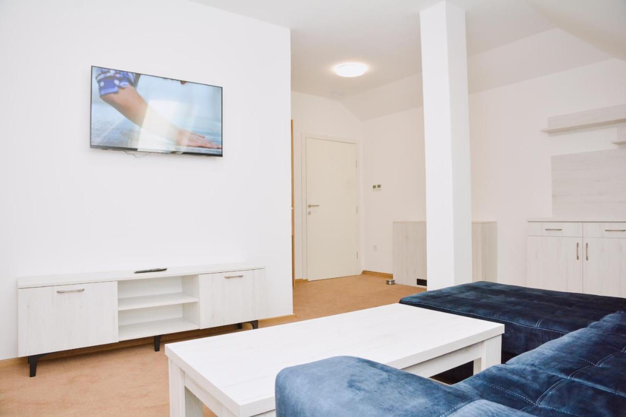 Hotel Divanhana Brčko Exteriör bild