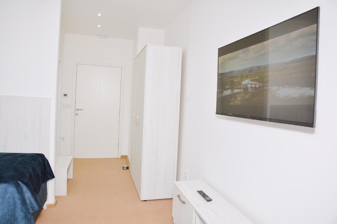 Hotel Divanhana Brčko Exteriör bild