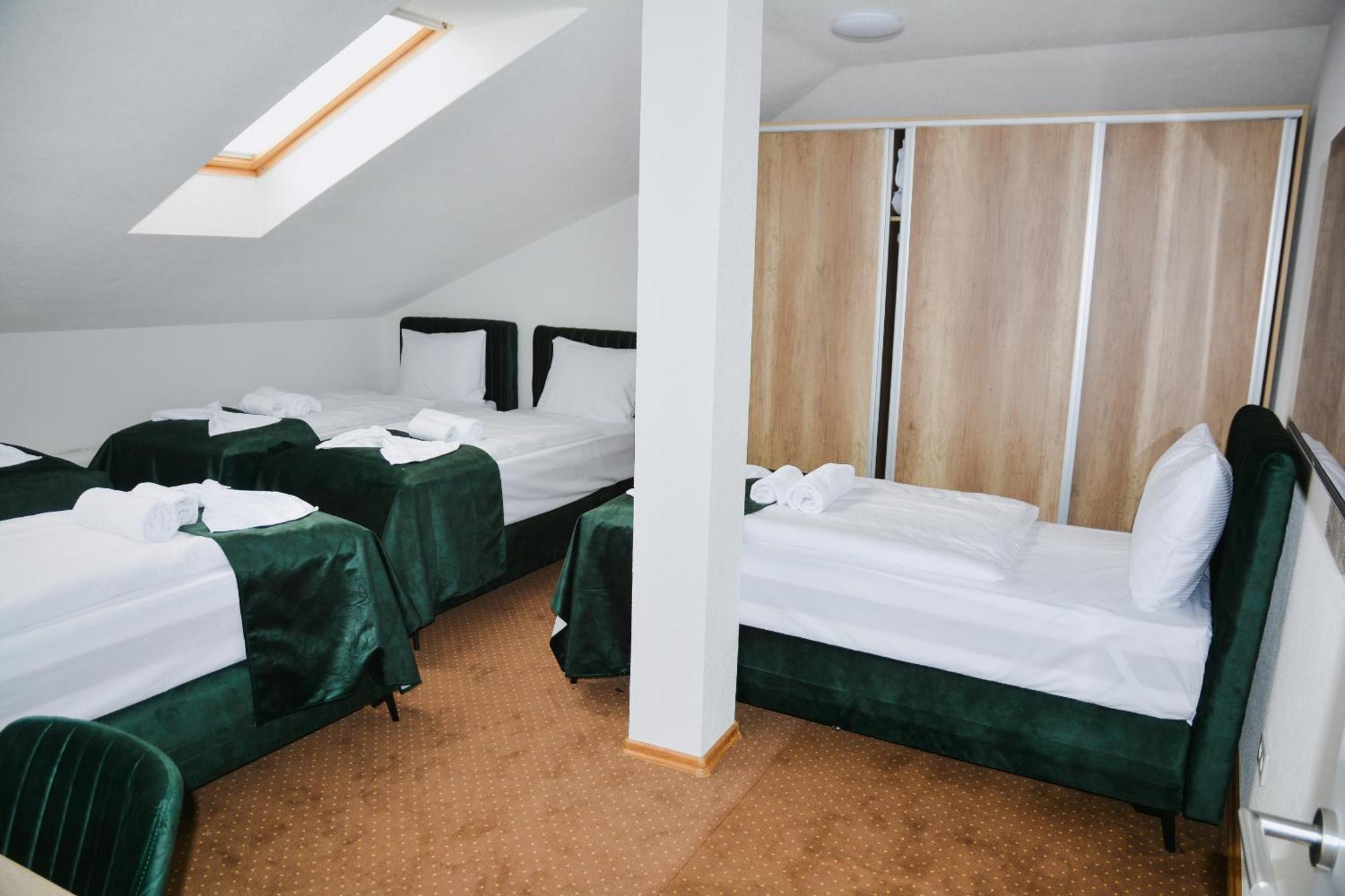 Hotel Divanhana Brčko Exteriör bild